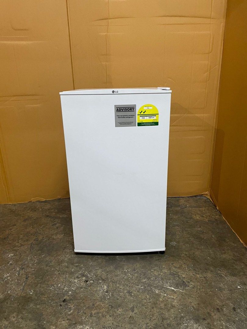 Lg bar fridge 90L 100, TV & Home Appliances, Kitchen Appliances