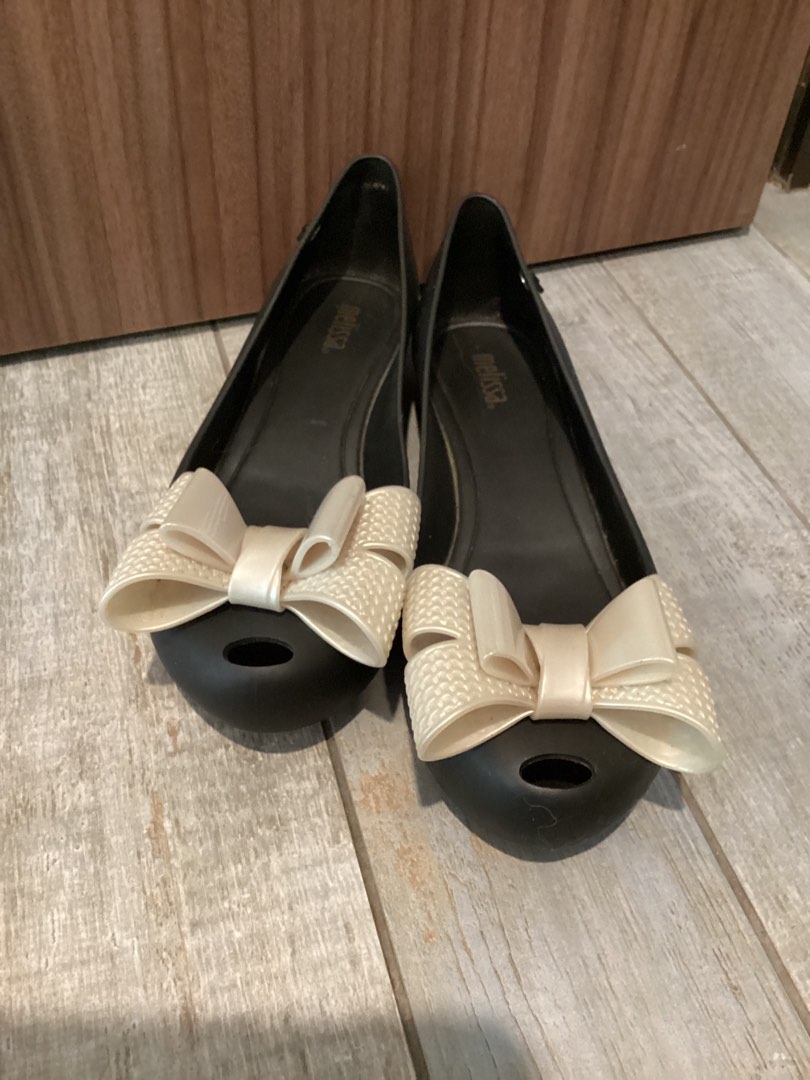 Like new Melissa black flats with ribbon in size 38 Women s