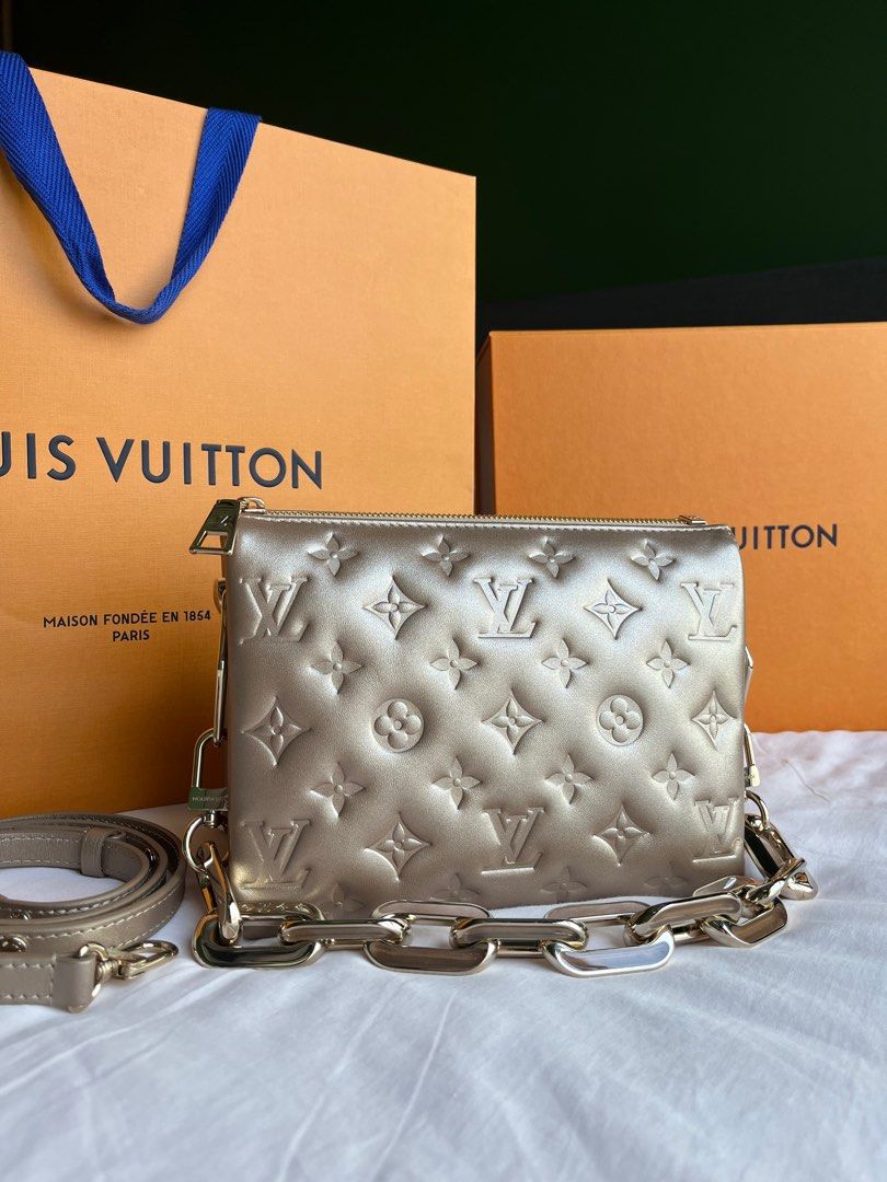 Louis Vuitton Coussin BB bag Review. 
