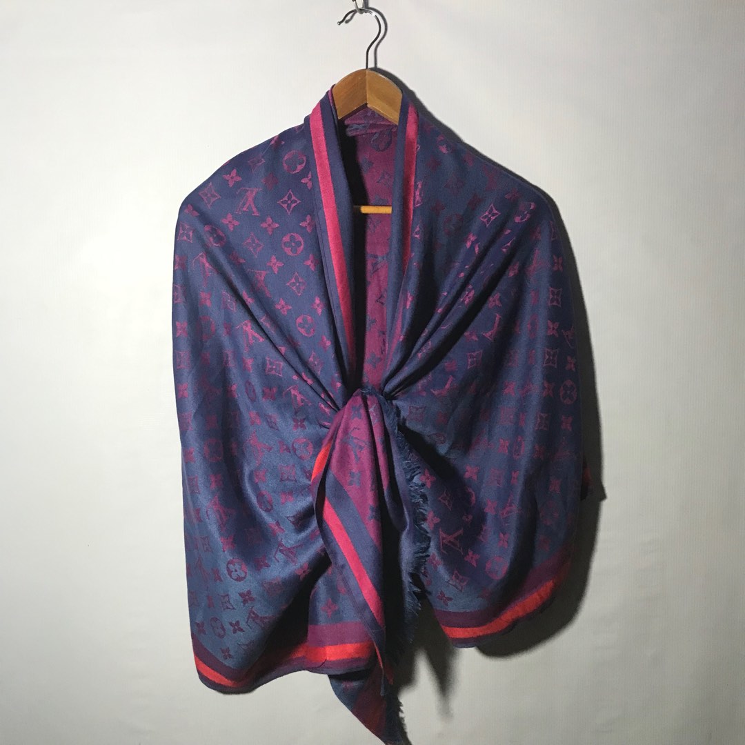 Louis Vuitton Shawl on Carousell