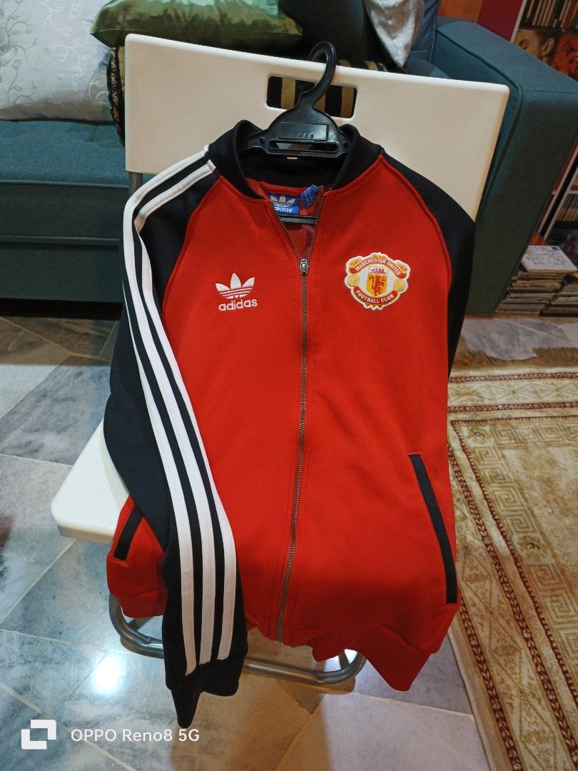 Adidas originals jacket size hotsell