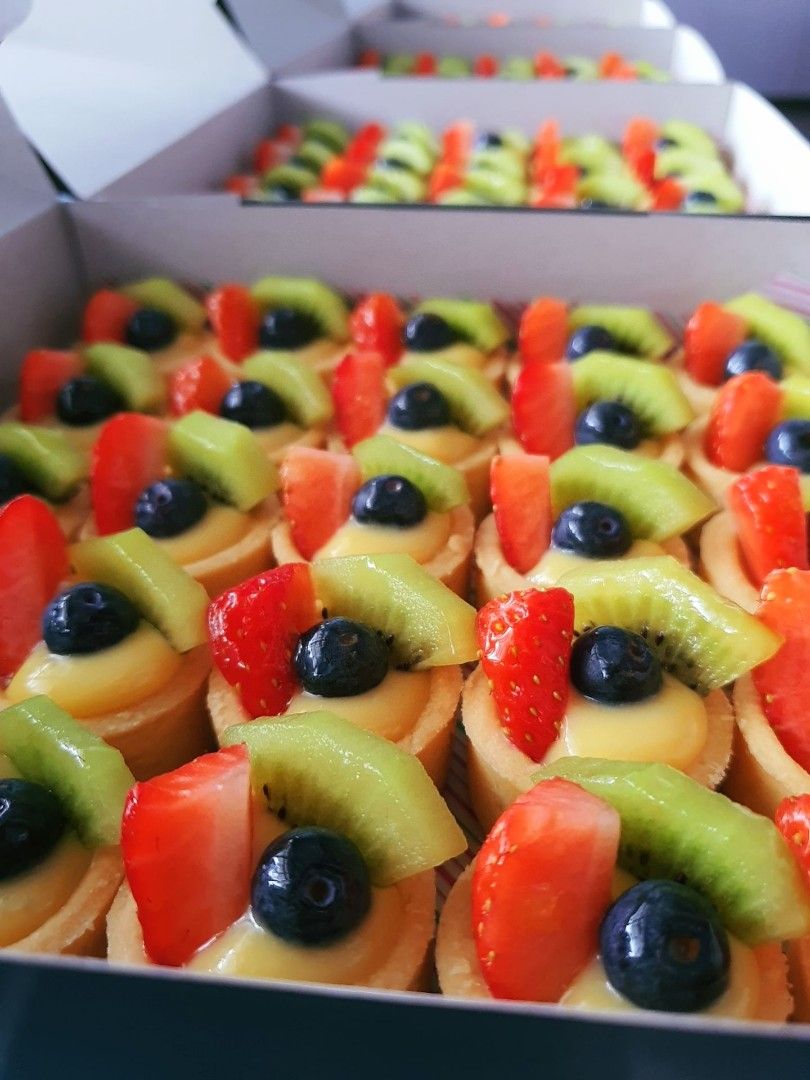 Mini Fruit Tart (Halal), Food & Drinks, Homemade Bakes on Carousell