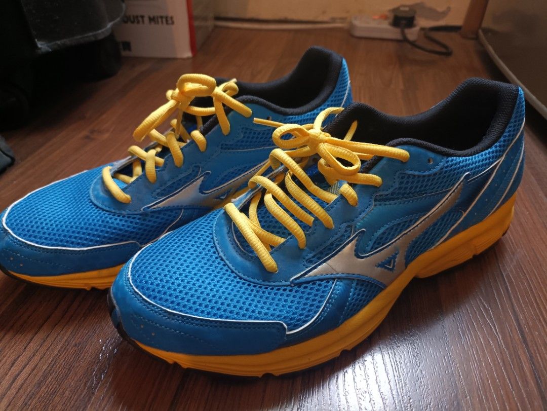 MIZUNO Men CRUSADER 9 Carousell