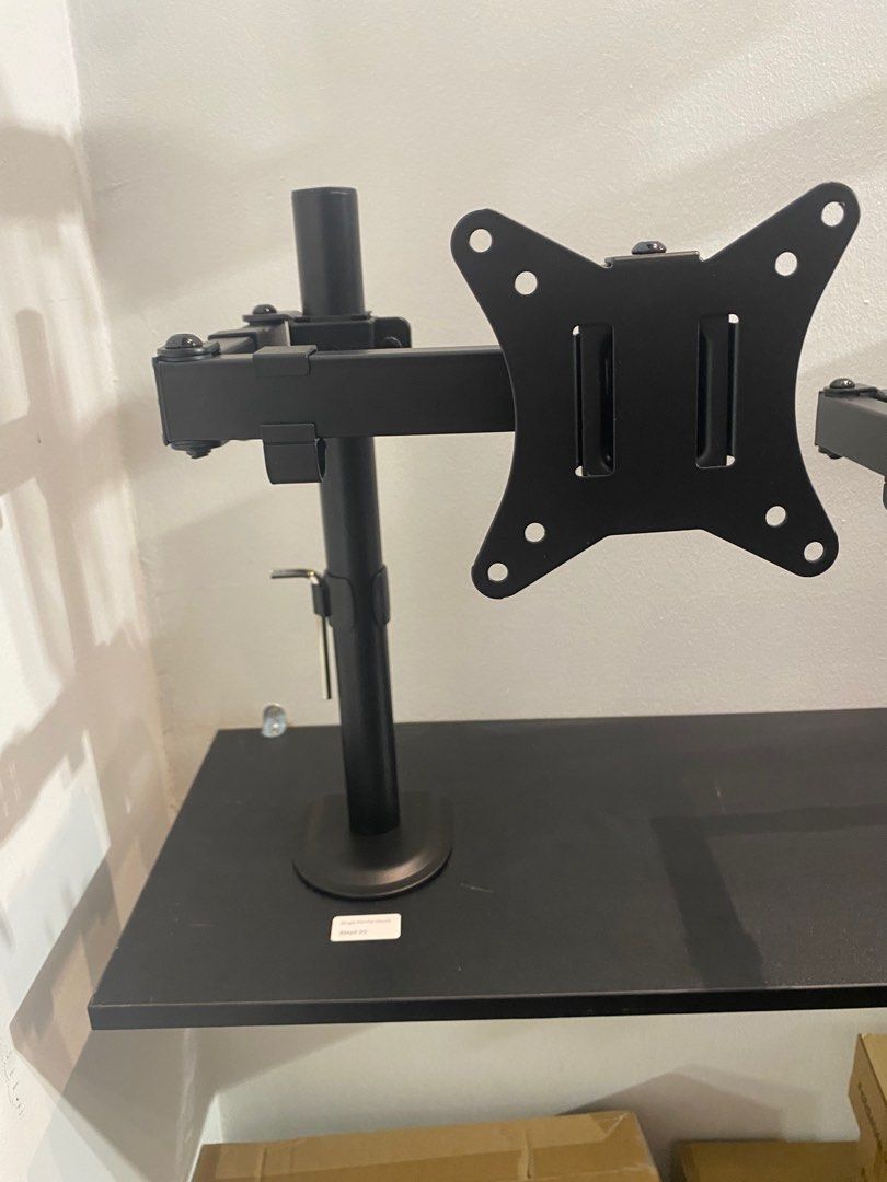 Monitor arm, Computers & Tech, Parts & Accessories, Monitor Screens on Carousell