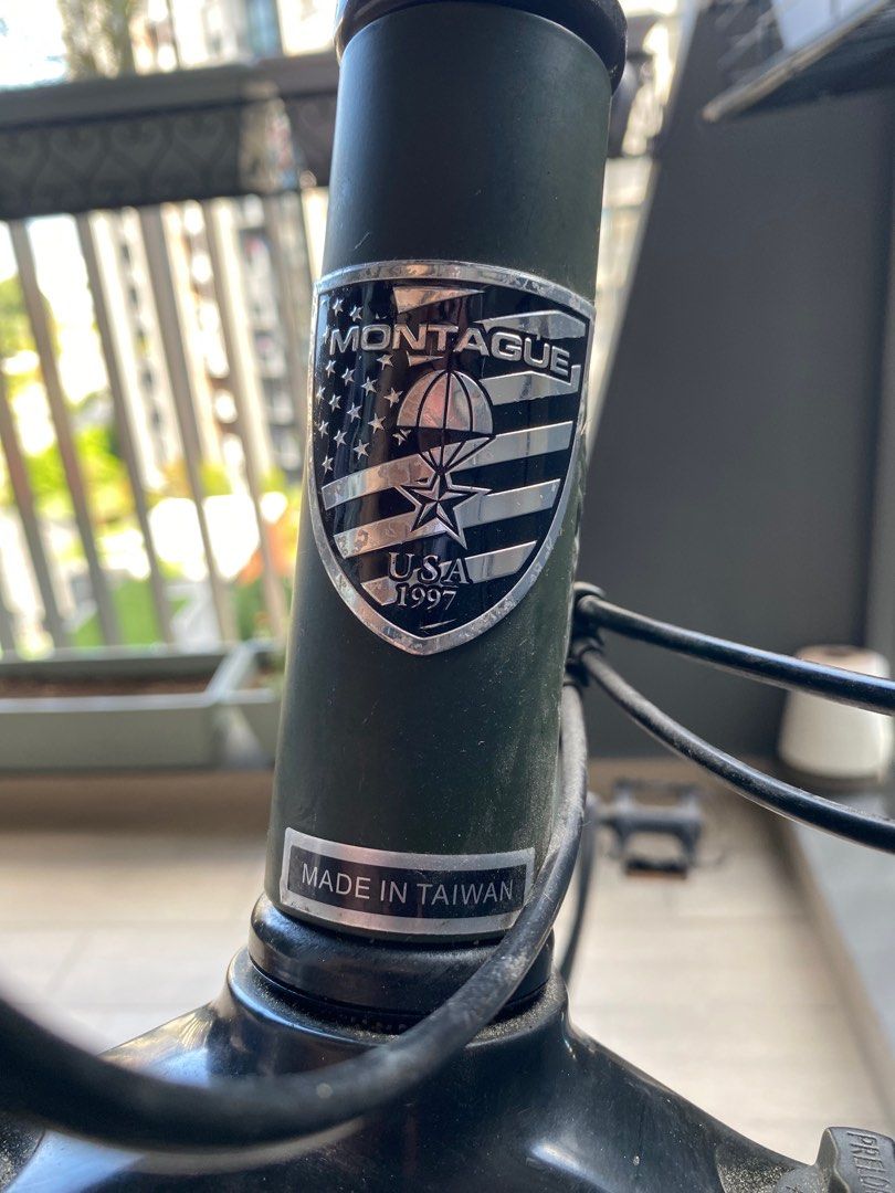 montague paratrooper accessories