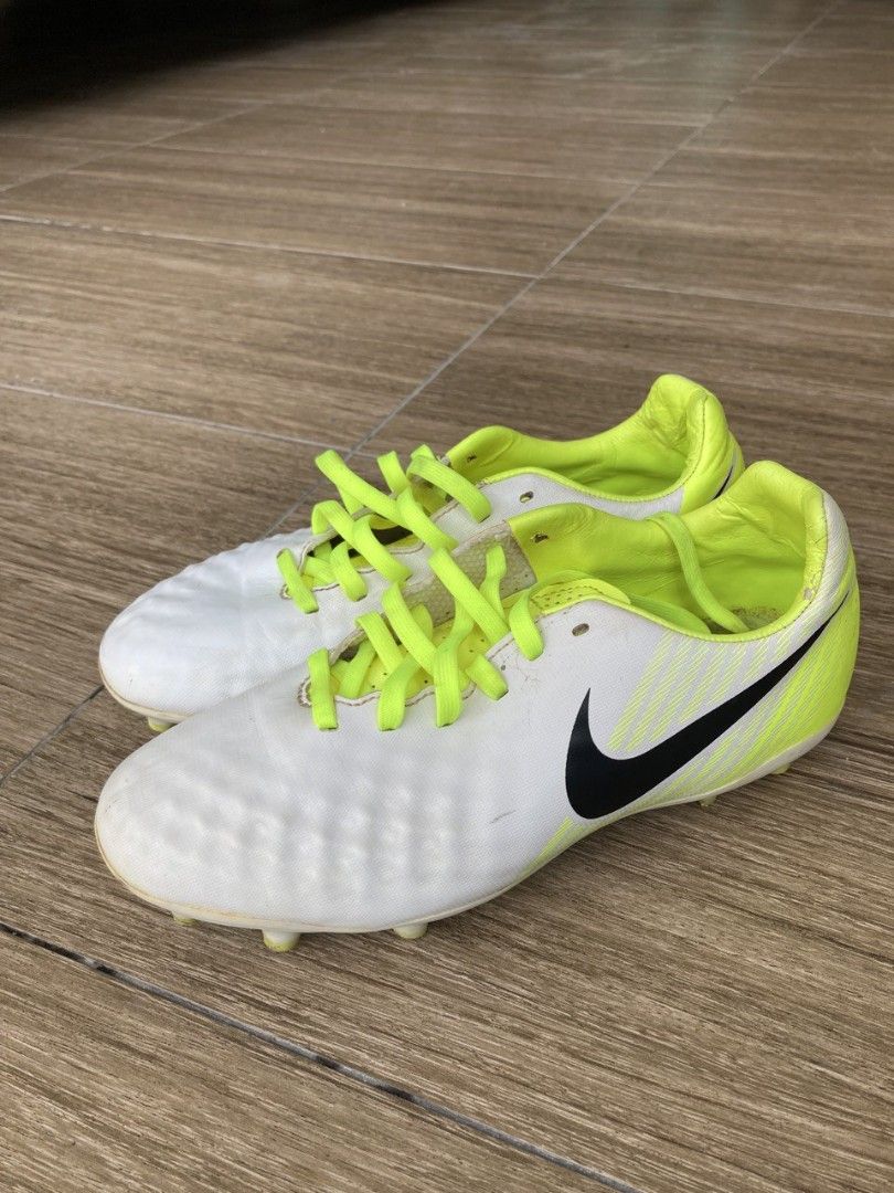 Magista size 4 outlet