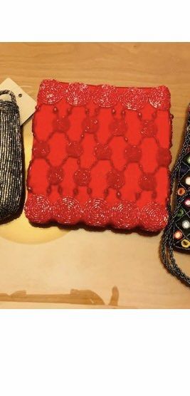 Red beaded clutch bag outlet