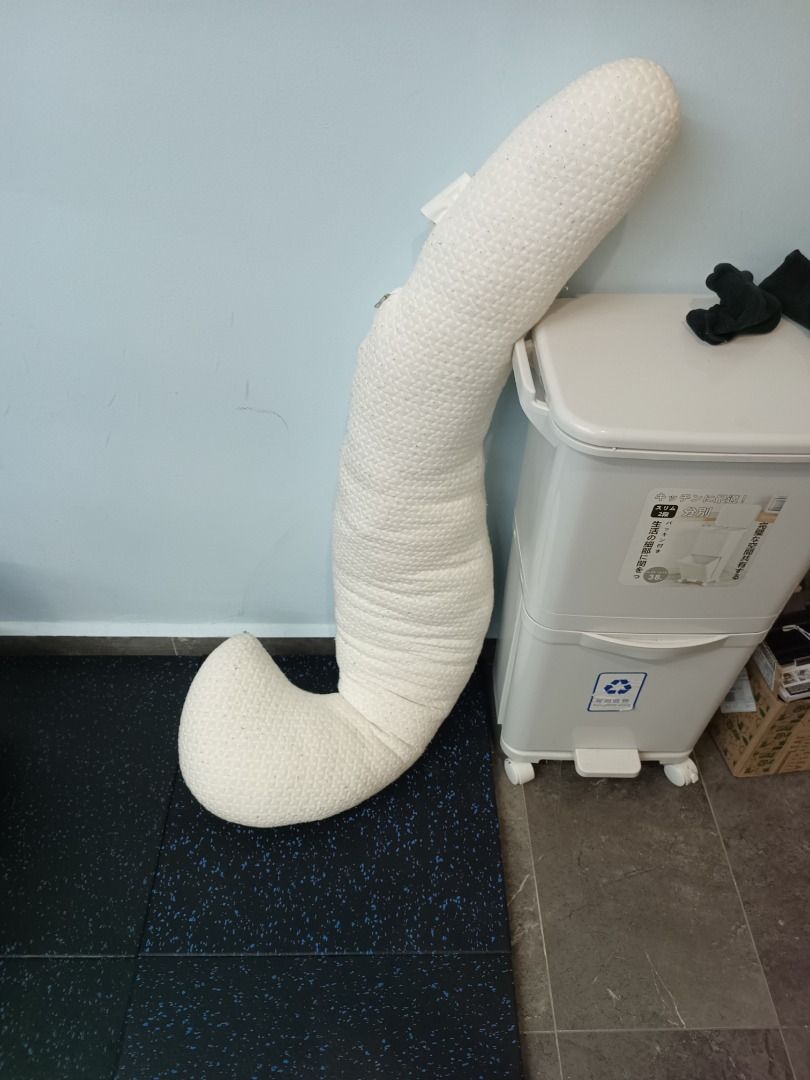 Pillow pregnancy, Furniture & Home Living, Bedding & Towels on Carousell