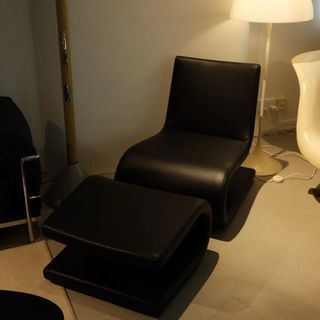 Poliform Snake lounge chair with footstool