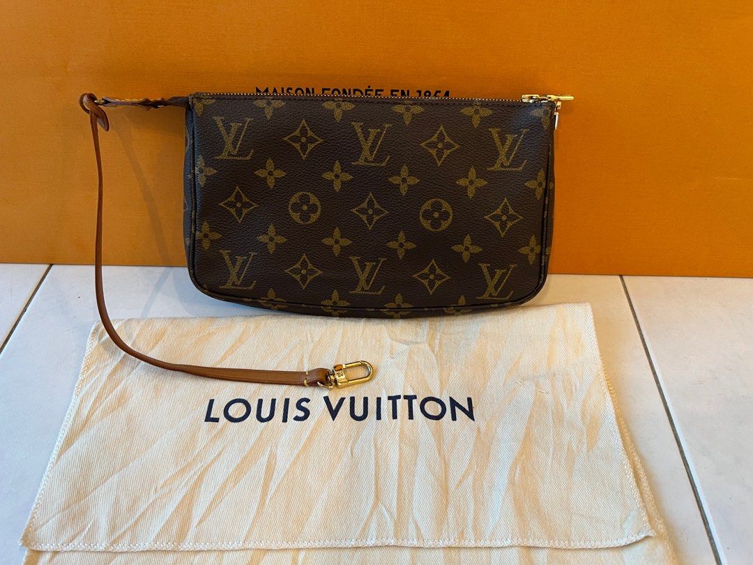 100% Auth Louis Vuitton Monogram Alma B'n'B