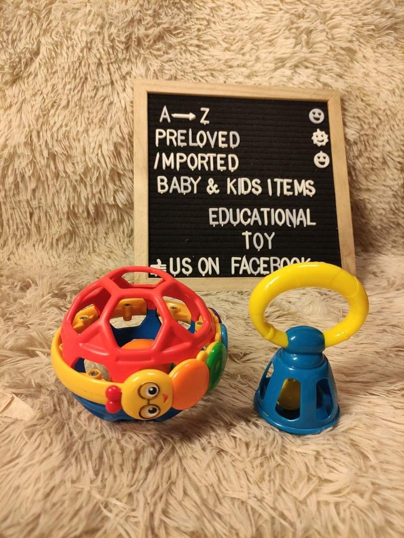 Preloved Baby Einstein Bendy ball (Category: Infant Playtime) located in San Fernando. Submitted by gemmagopez_a2z (Listing ID 1234936026, Image 2). Description: Product Description With the Baby Einstein Bendy Ball, your little one will light up with excitement with every bend and squeeze. Babies love to grip our soft flexible plastic and smile back at our cheerful caterpillar during playtime. With a ball inside the bendy ball, this developmenta