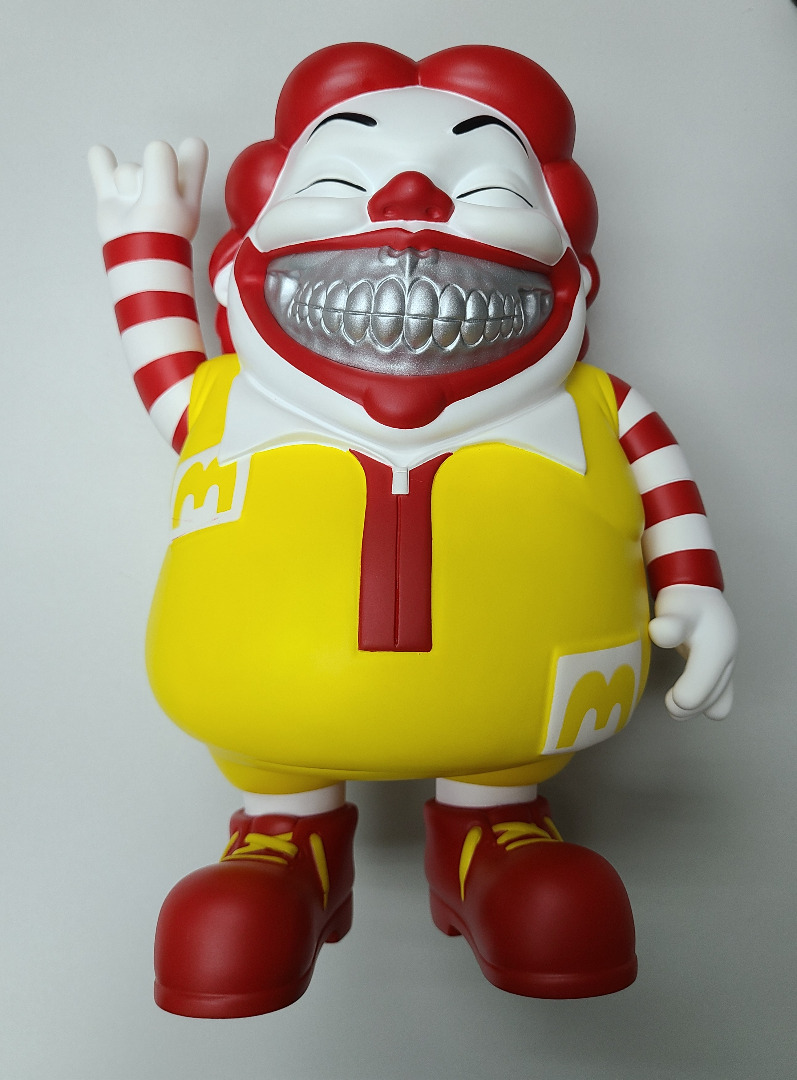 Ron English Grin 27 CM Plate Yellow main image 1