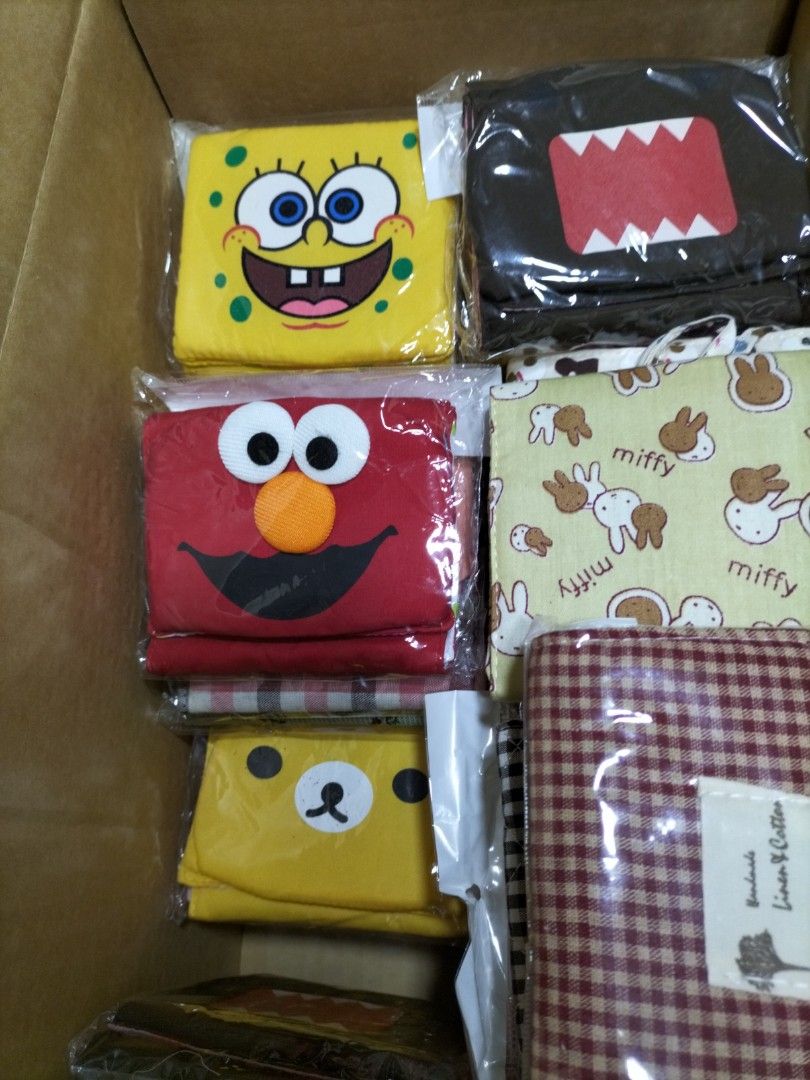 Sanitary pad/tissue pouch, Beauty & Personal Care, Sanitary Hygiene on ...