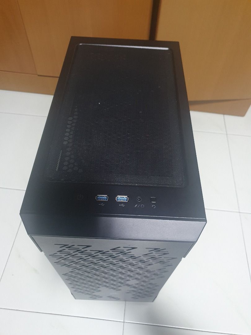 Selling off Used computer desktop, Computers & Tech, Desktops on Carousell
