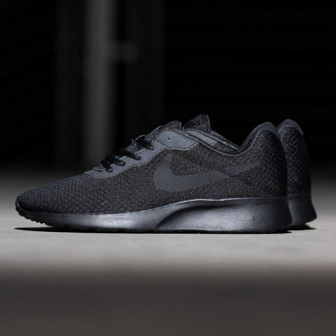 Nike tanjun full black original online