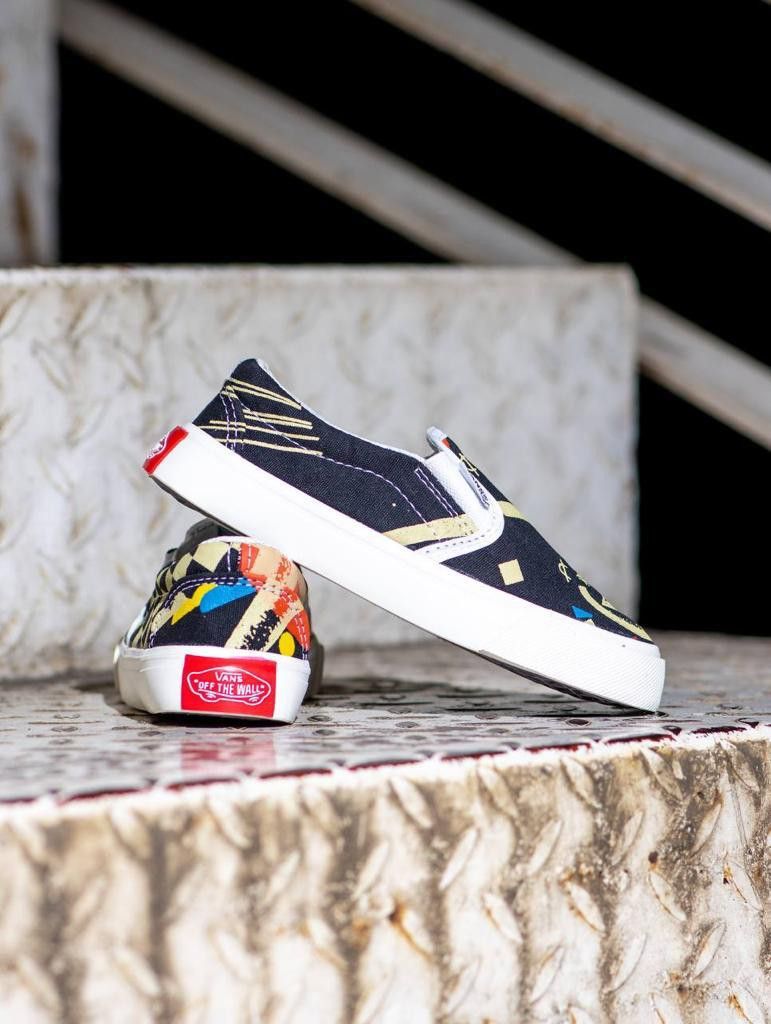 SEPATU VANS SLIPON KIDS MOMA BLACK WHITE BNWB Bayi Anak Lainnya di Carousell