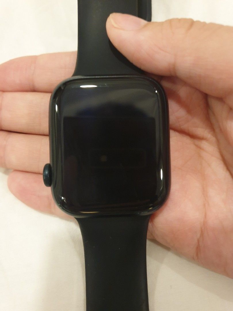 SALE SERIES 7 APPLE WATCH GPS CELLULAR barely used price is negotiable