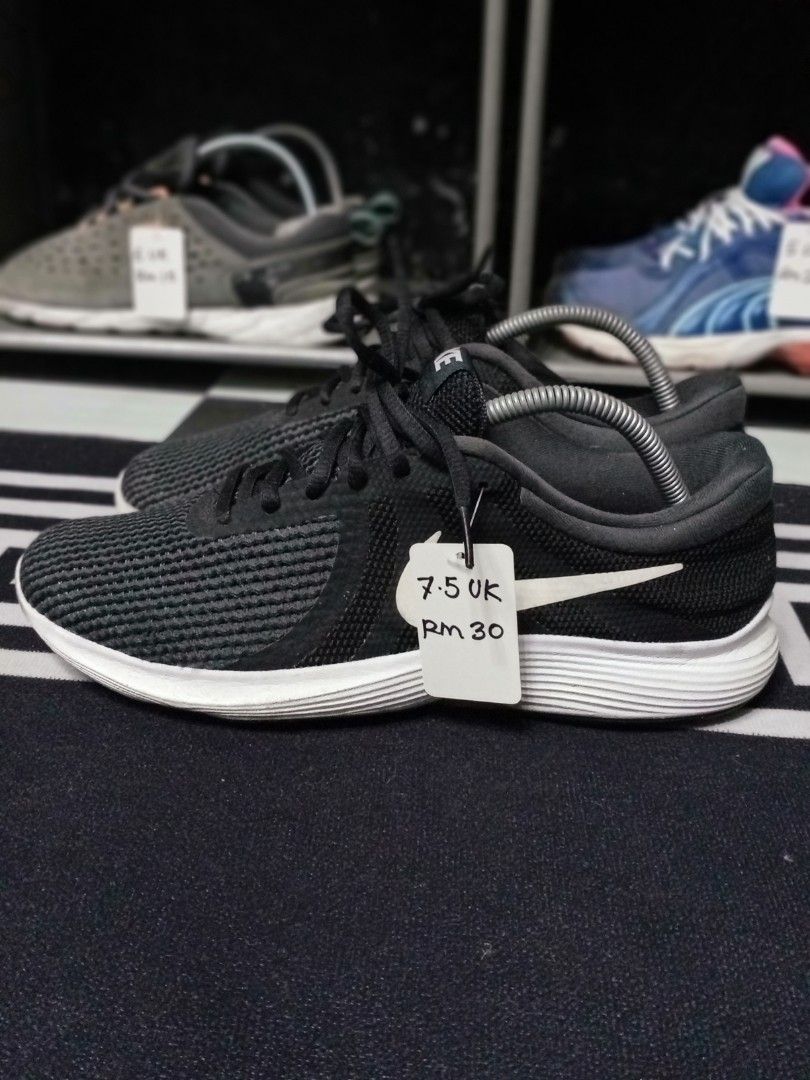 NIKE REVOLUTION 4 Men s Fashion Footwear Sneakers on Carousell