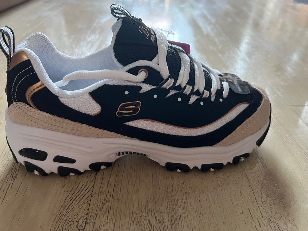 D lites sketchers store