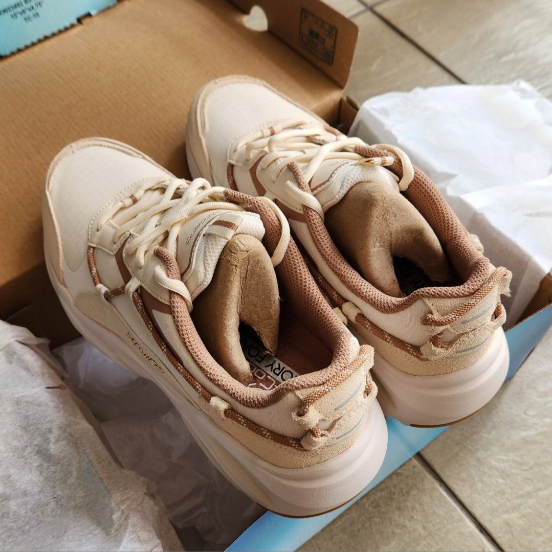 Skechers airy hotsell