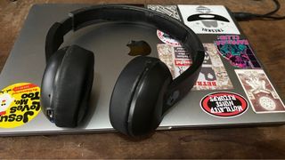 Skullcandy Uproar Wireless Bluetooth Headphones