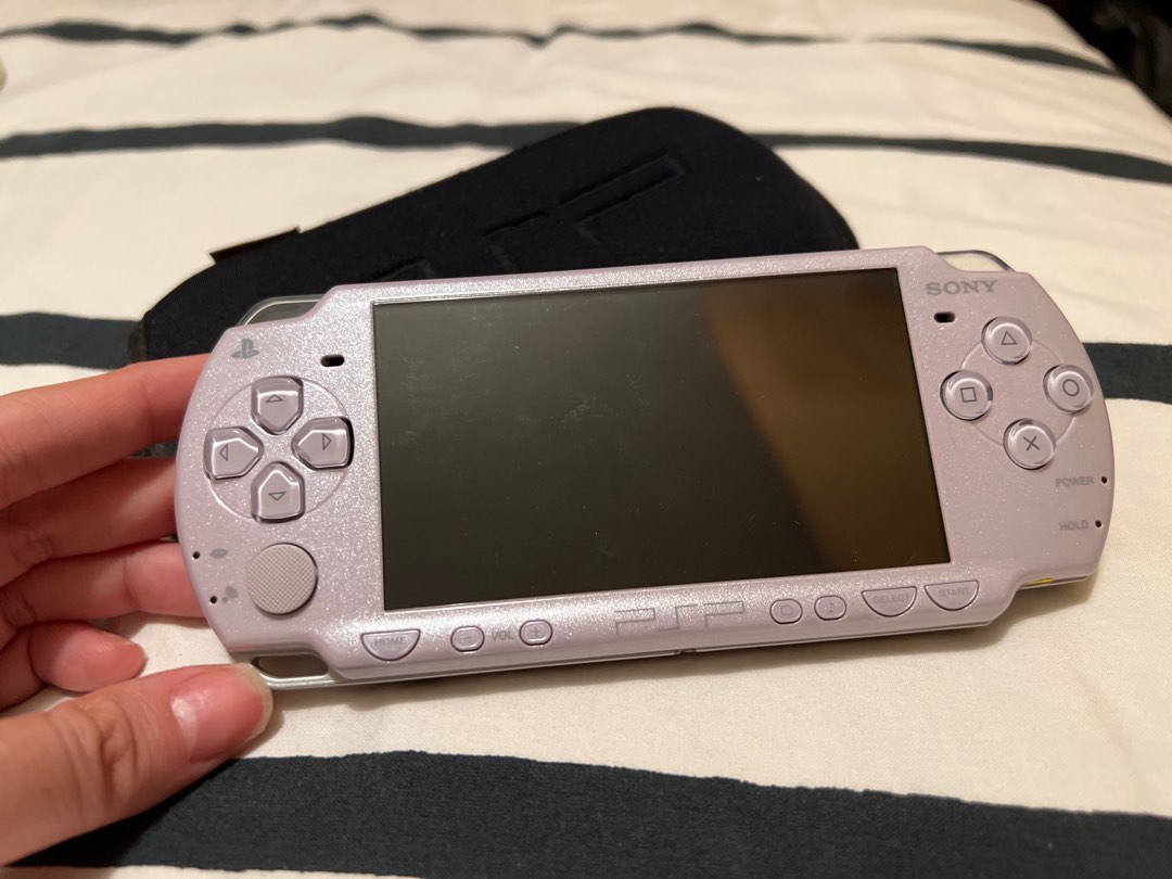 Sony PSP + game, Video Gaming, Video Game Consoles, PlayStation on