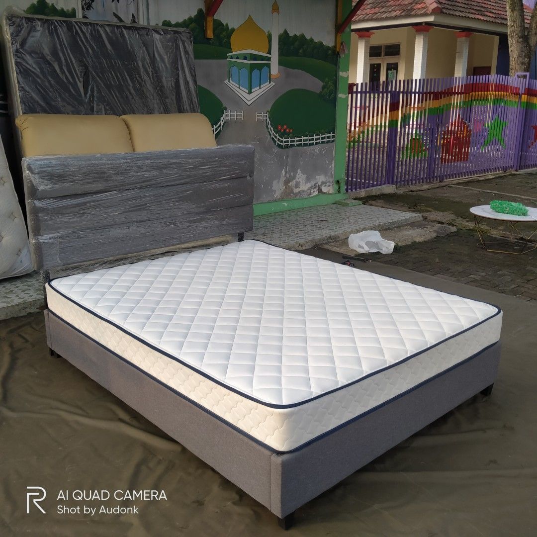 Spring bed informa full set uk.160 on Carousell