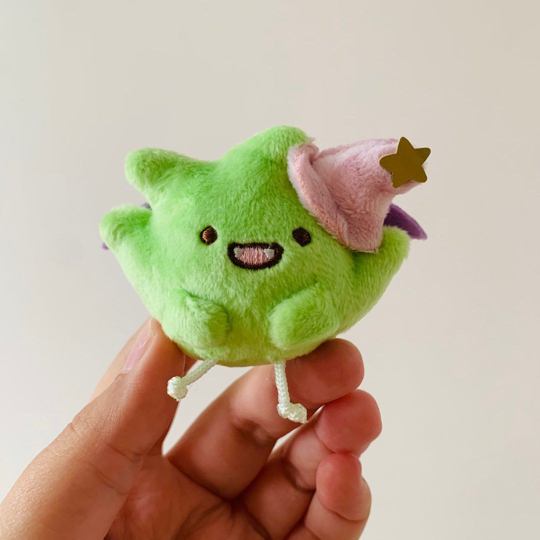 sumikko gurashi limited edition movie bat set tenori plush: zassou