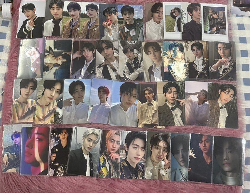 Sunghoon quitting sale (Category: K-Wave Merchandise) located in Quezon City. Submitted by chaeun242 (Listing ID 1234861316, Image 2). Description: wts lfb ph sunghoon quitting sale 💕 QYOP (MP) bc im lazy to price, nego on price/set! 💕 GGX, SDD, J&T, QC enhypen qs pc poca rpc pob pre order benefit wev weverse album version type a type b b:do b:c b:h border day one carnival d:d d:a d:s dimension dilemma answer senkou.