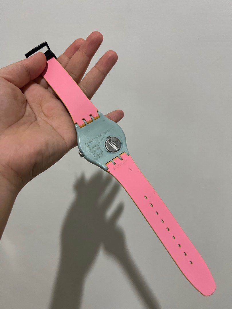 Black online layered swatch