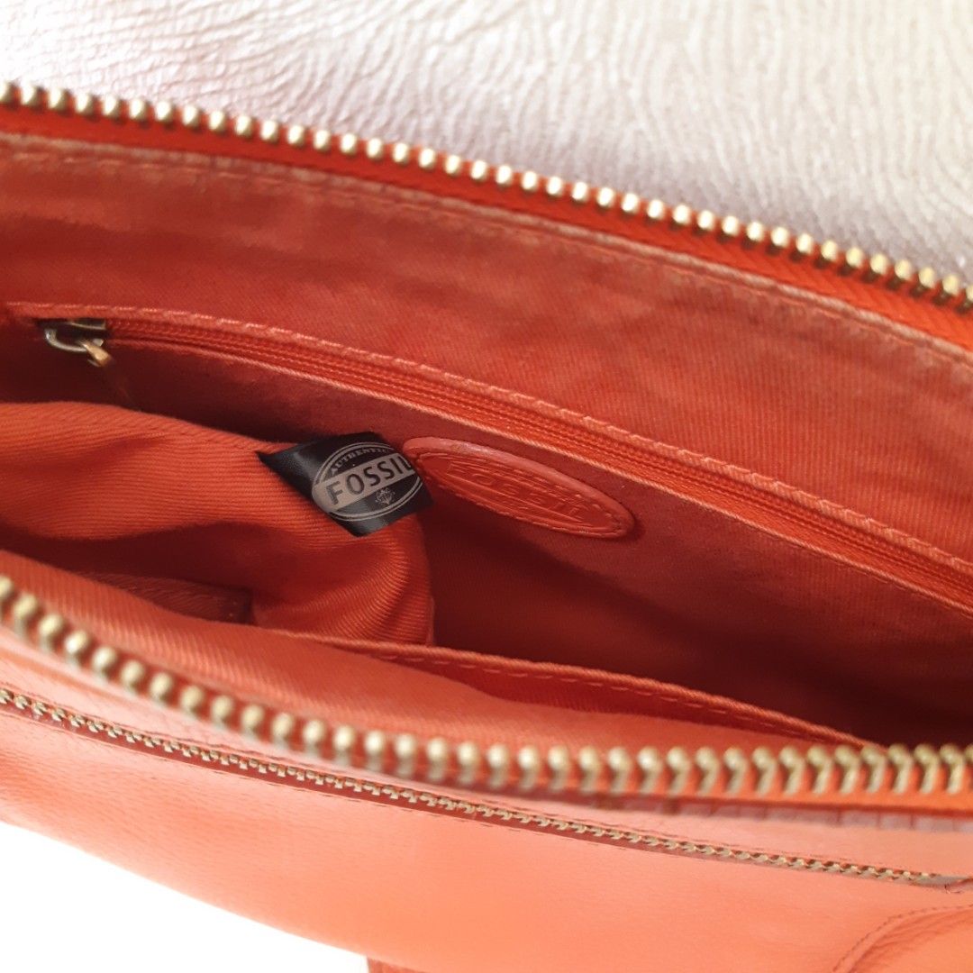 Tas fossil sling bag/ fossil issue no.1954 on Carousell