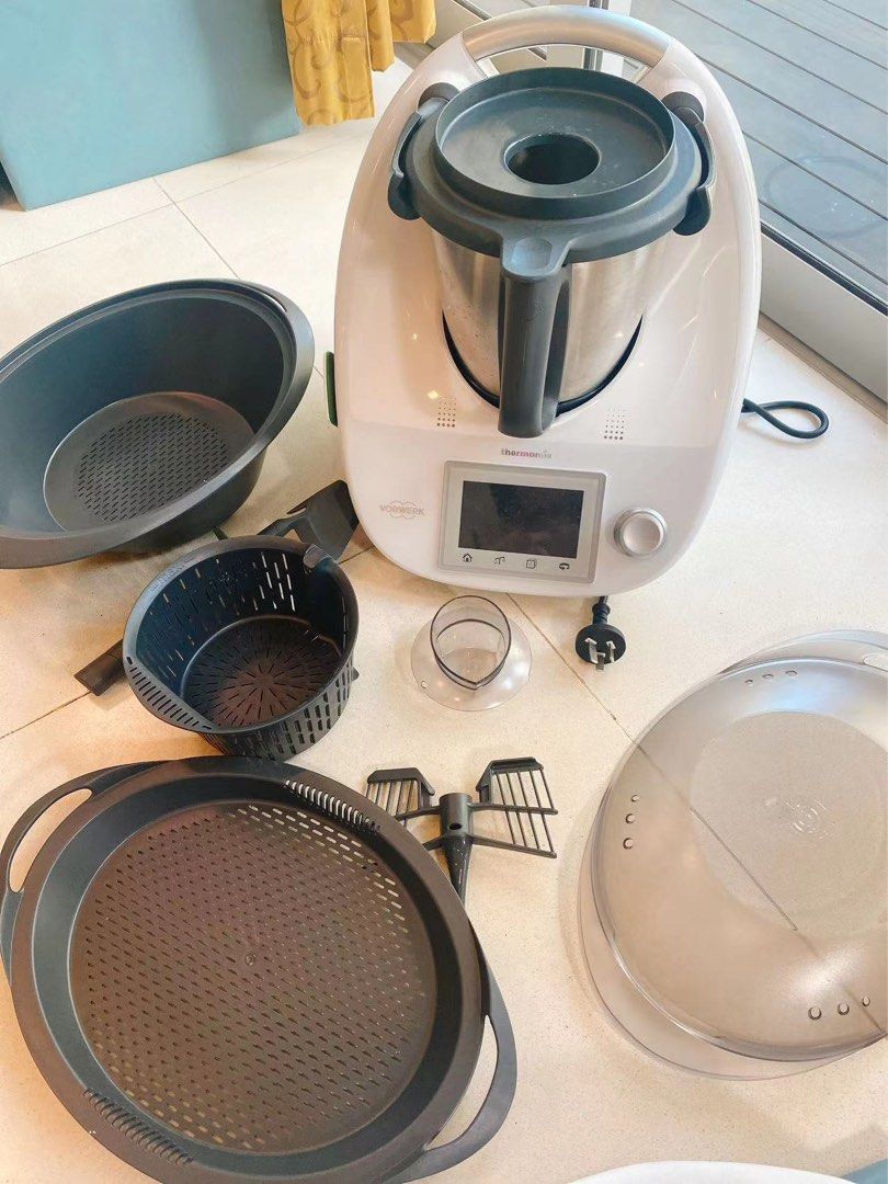 Thermomix TM5 950, TV & Home Appliances, Kitchen Appliances, Hand