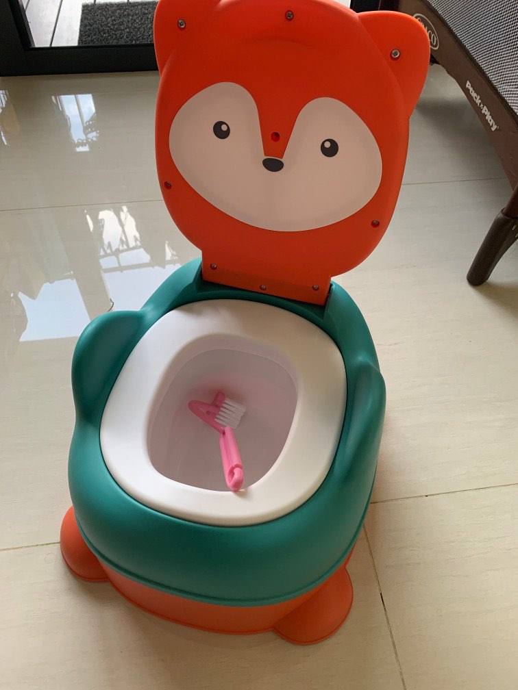 Training Potty Fox Design, Babies & Kids, Bathing & Changing, Toilet