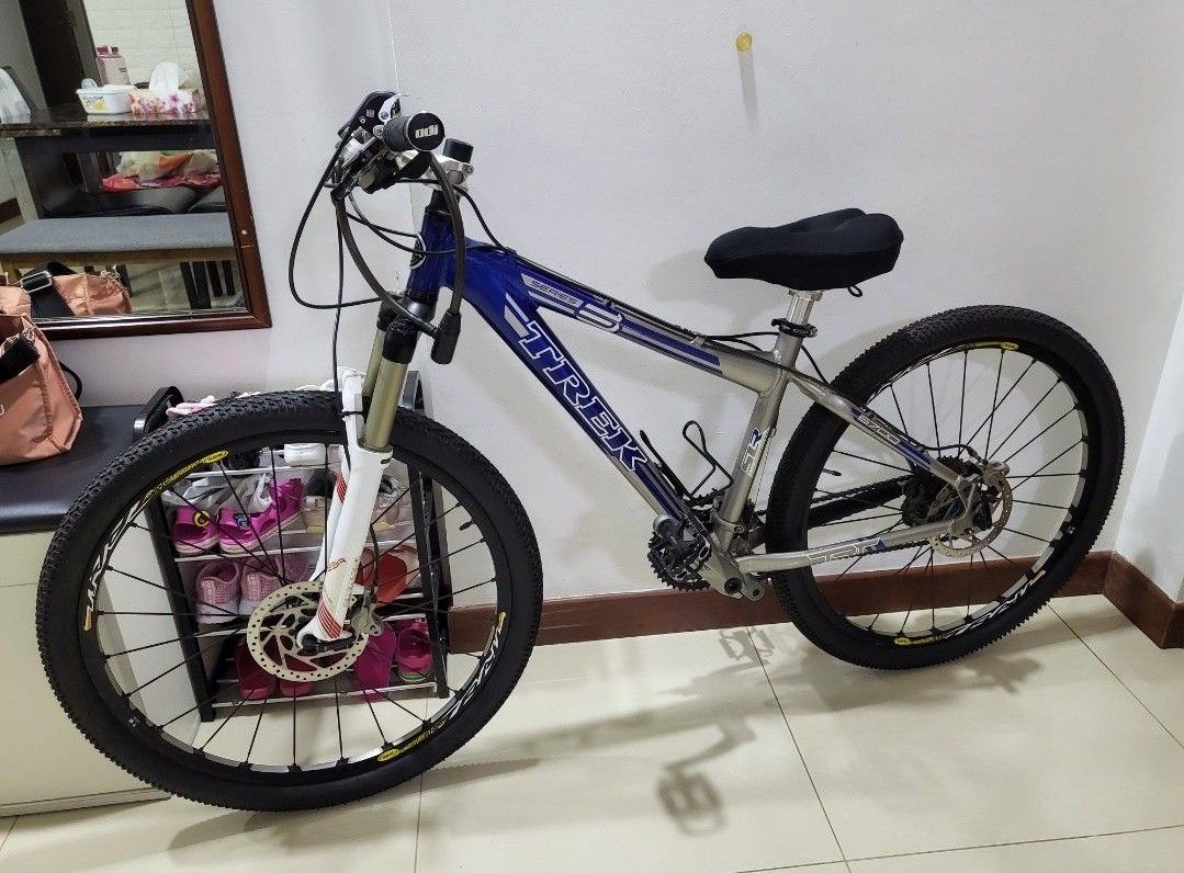 Trek Series 6 Off Road Small Sports Equipment Bicycles Parts Bicycles on Carousell