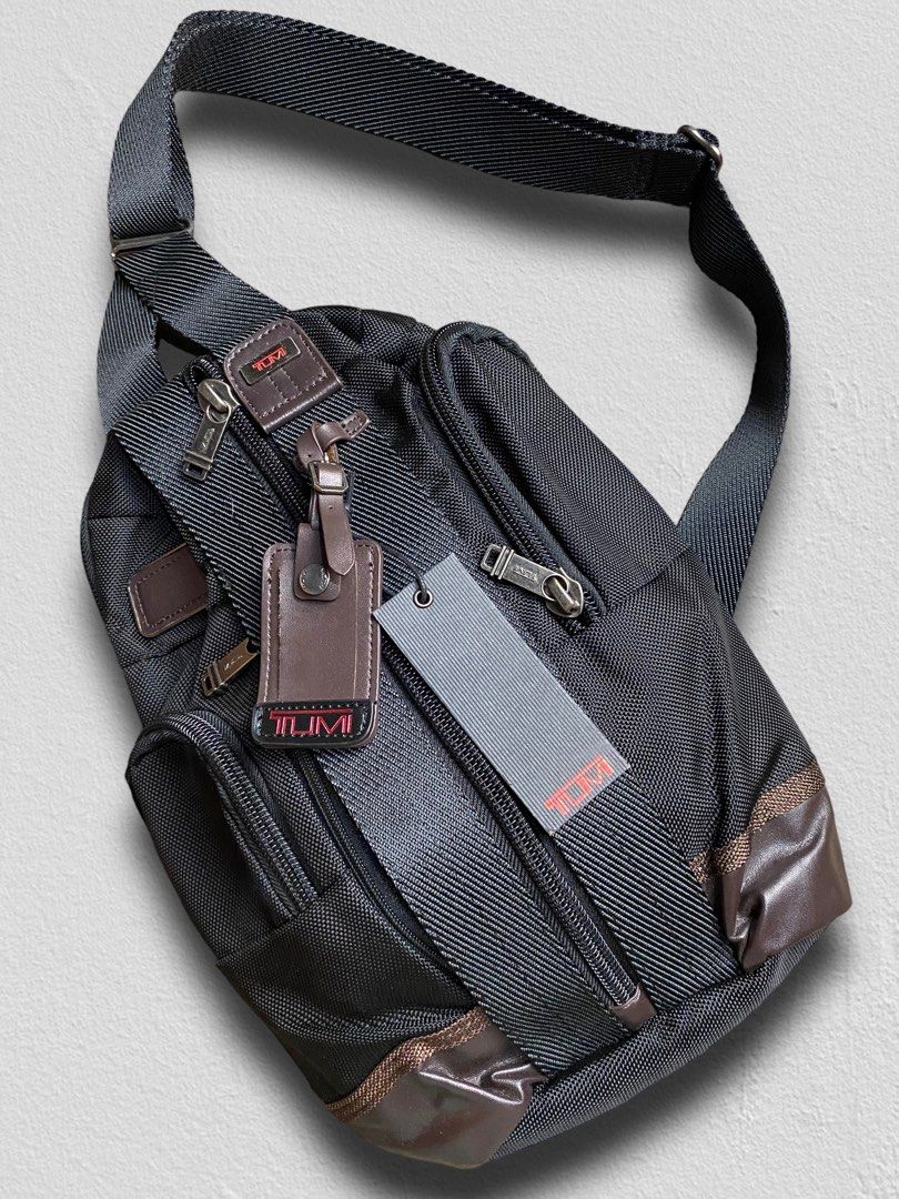 tumi brandnew body bag, Men's Fashion, Bags, Belt bags, Clutches and Pouches on Carousell