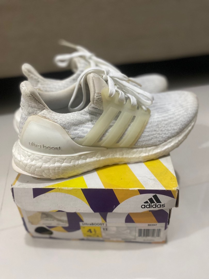 ultraboost black and white