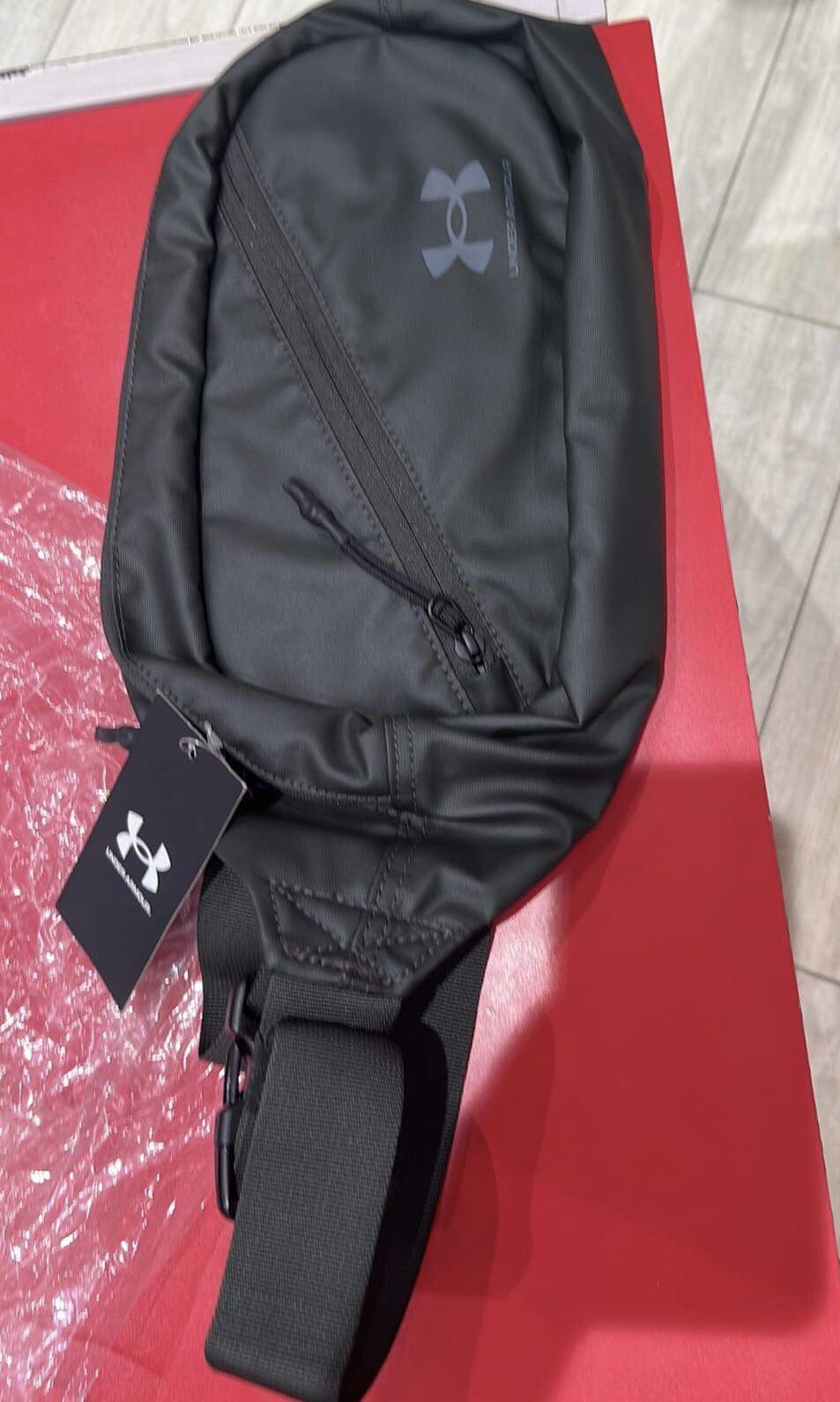Under armour belt bag/ sling on Carousell