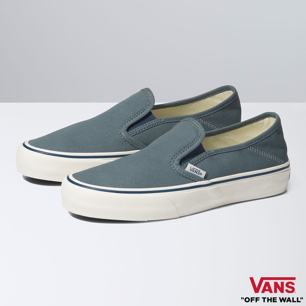 VANS SLIP ON
