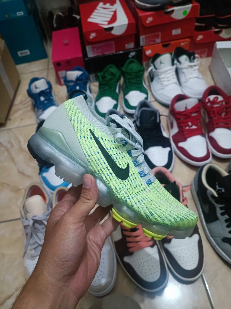 Nike vapormax flyknit sale 3 barely volt