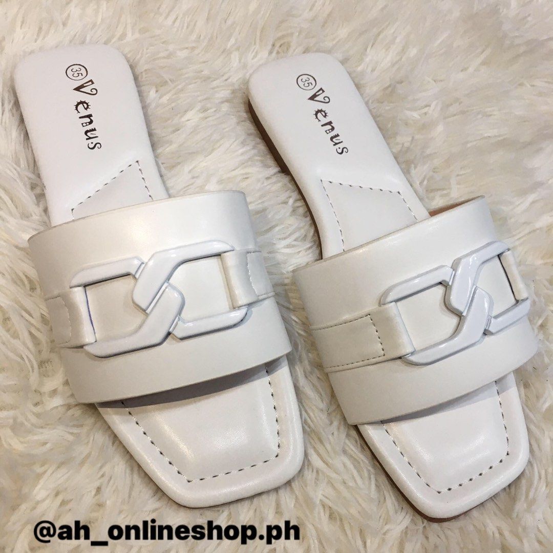 Venus asymmetric sandals hot sale