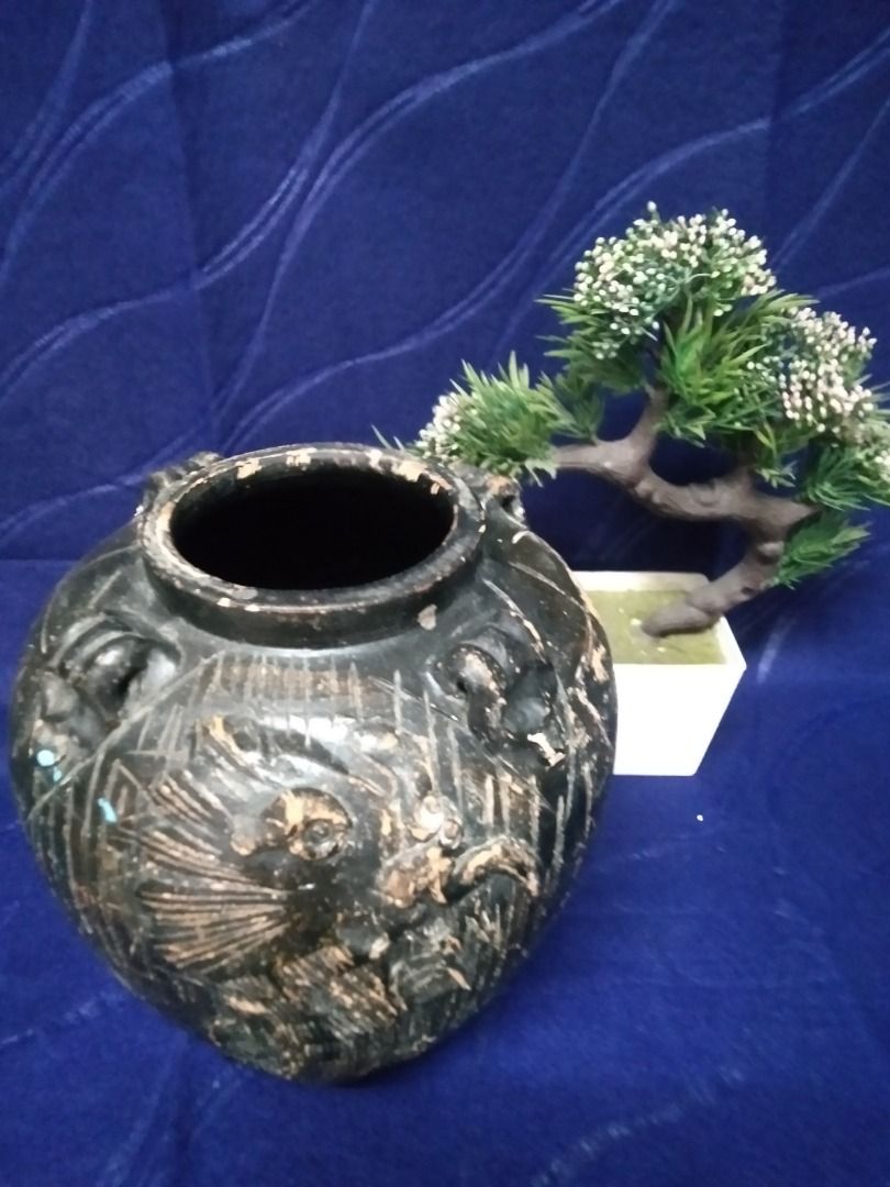 Vintage Dragon Claypot Jar on Carousell