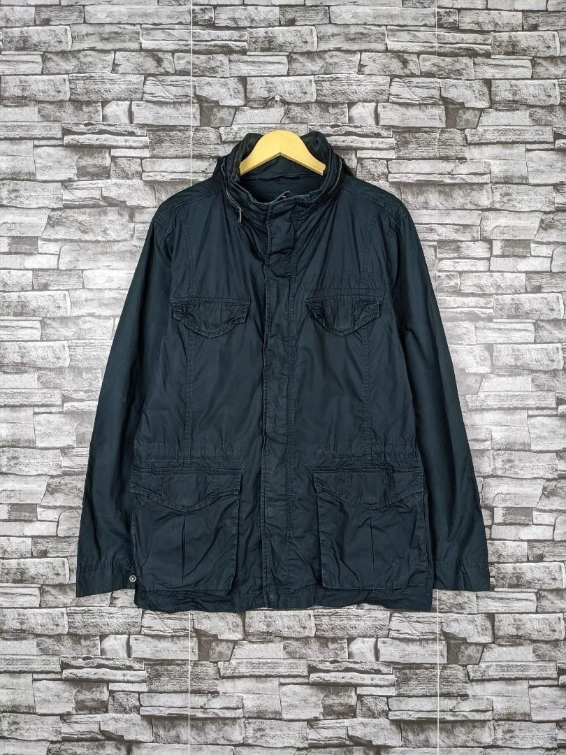 Gap jaket shop