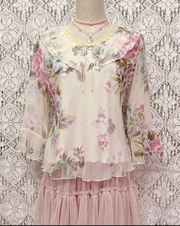 🌸Vintage Y2K 2000s Ivory Pastel Floral Chiffon Bias Cut Flounce Collar Sheer Flare Long Sleeve Blouse Top Thrift Fairycore