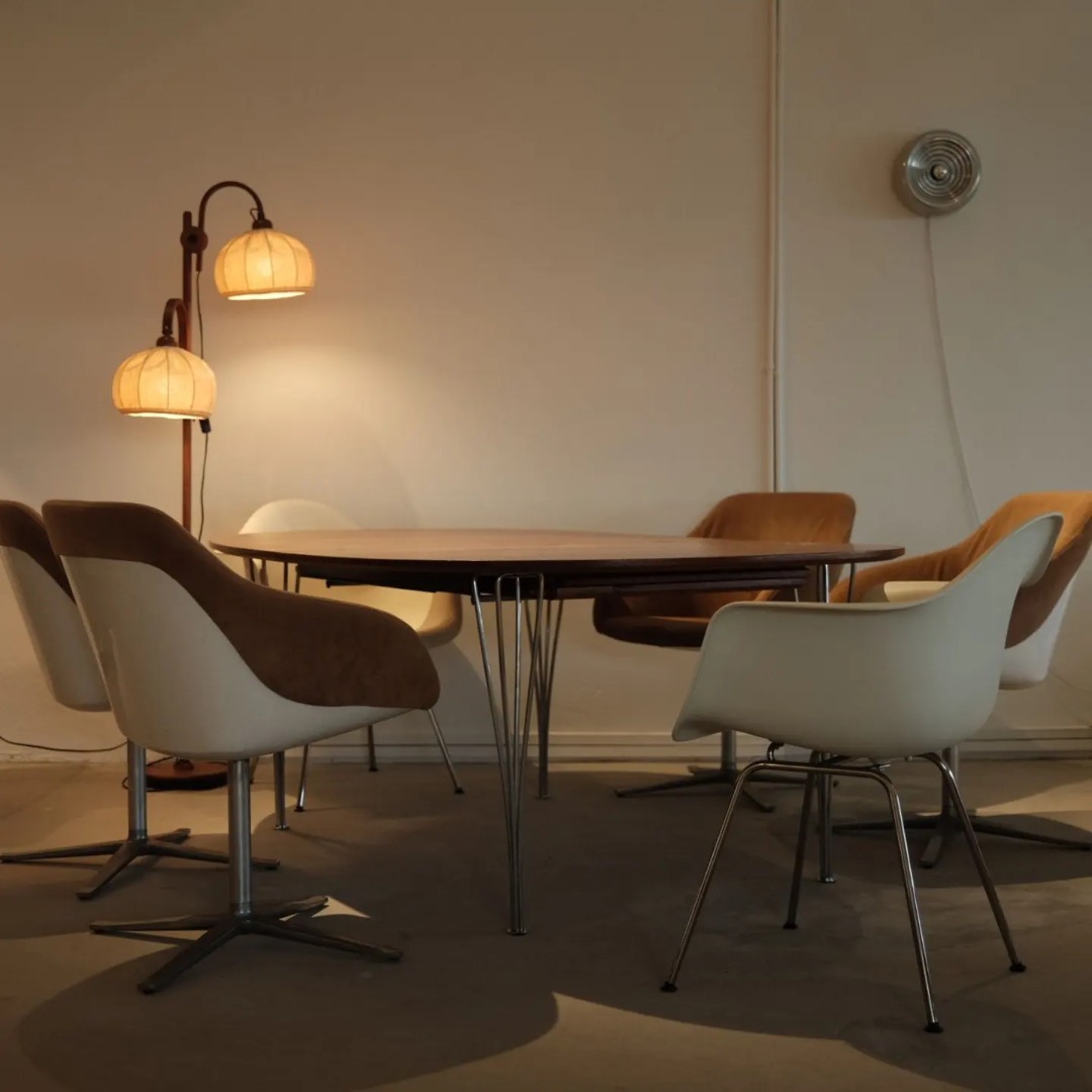 Walter Knoll turtle chairs by Pearson Lloyd, Furniture & Home Living