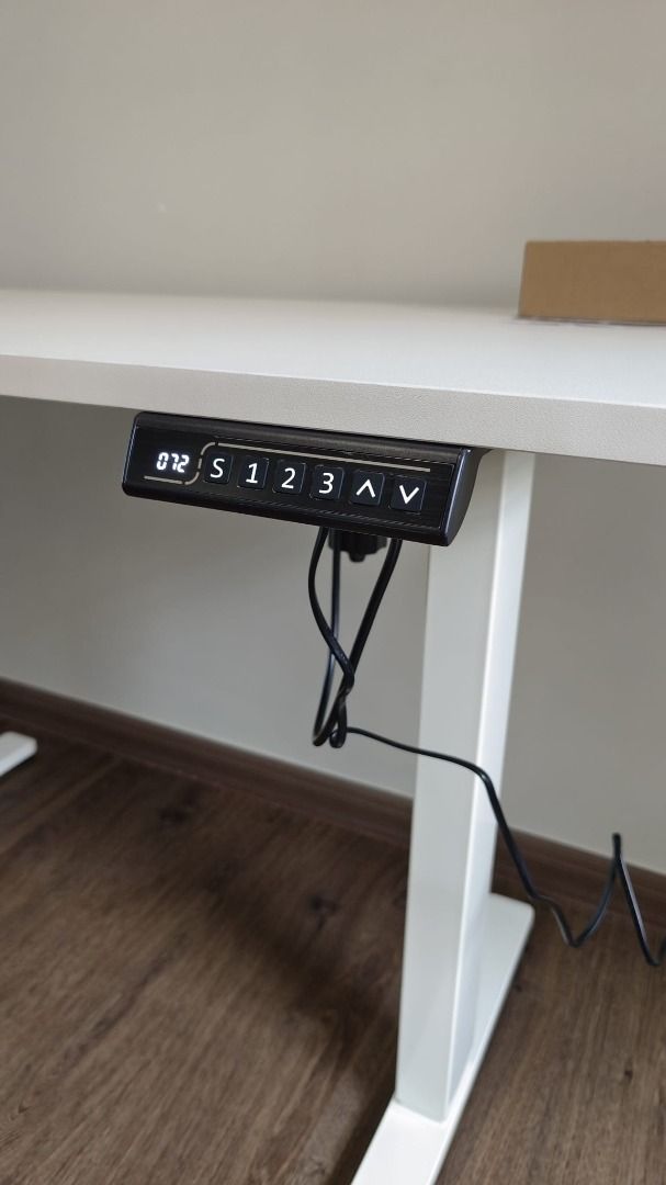 (4.4 SALES) BRAND NEW Memory Adjustable WFH Study Table / Office Table ...