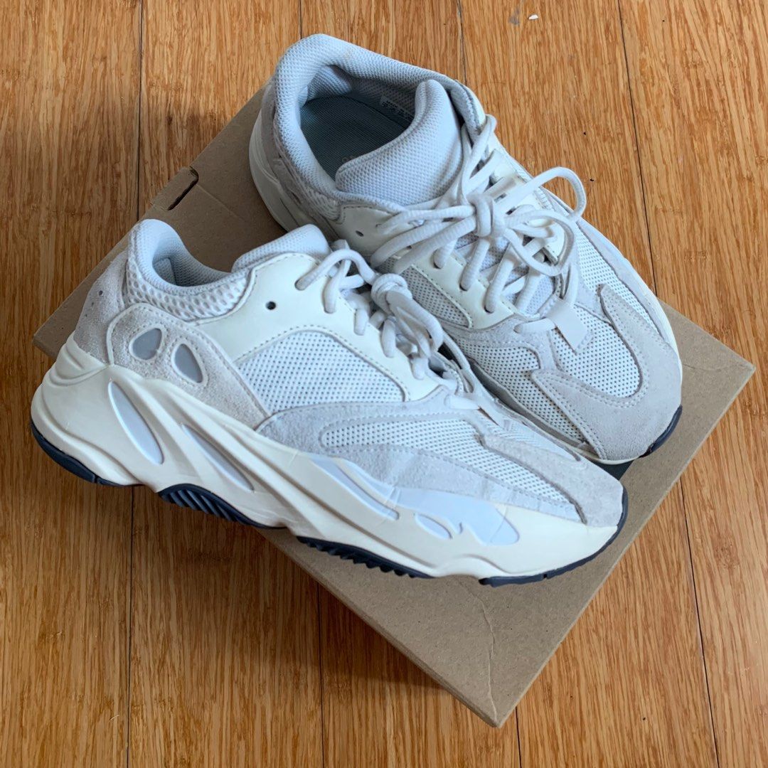 yeezy 700 analog white