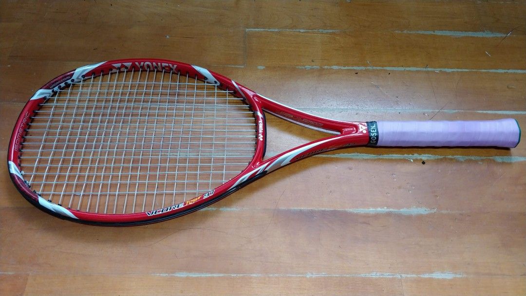 Yonex Vcore Tour 97 Tennis Racket 網球拍(日本製造), 運動產品, 運動