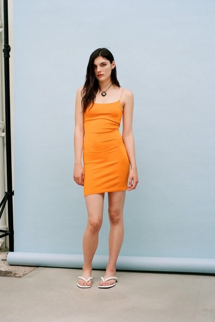 ZARA ORANGE FITTED DRESS on Carousell