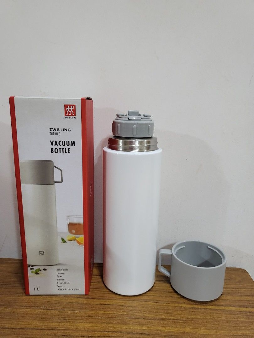 Zwilling Thermo Vacuum Bottle with Cup 1L White, Furniture & Home Living,  Kitchenware & Tableware, Water Bottles & Tumblers on Carousell