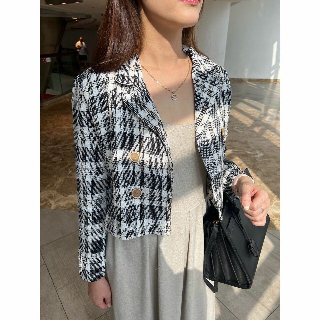 100 IMPORT Kode B3792 4 warna Four Buttons Checker Tweed